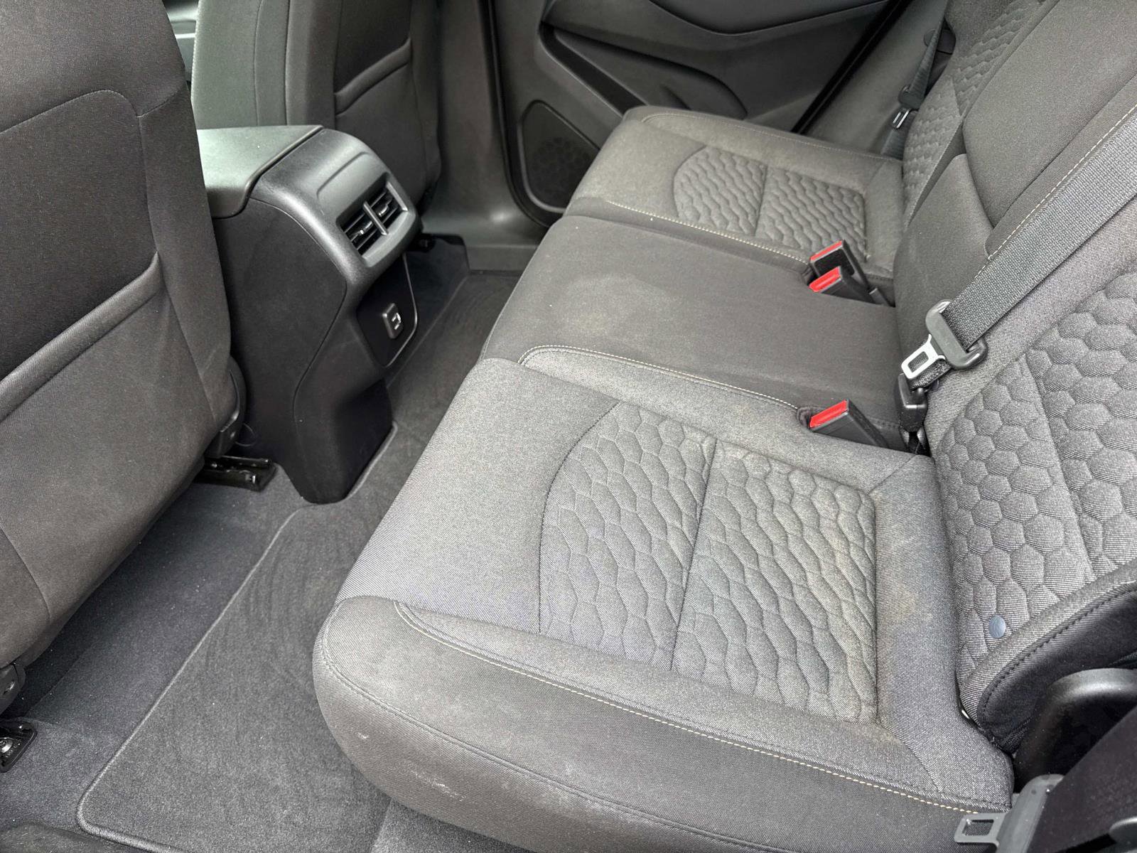Used 2020 Chevrolet Equinox LT FWD image 10