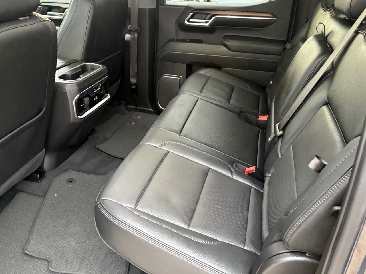 Used 2025 GMC Sierra 1500 Denali w/ Technology Package AWD/4WD image 44