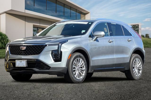 Certified 2024 Cadillac XT4 Premium Luxury image 8
