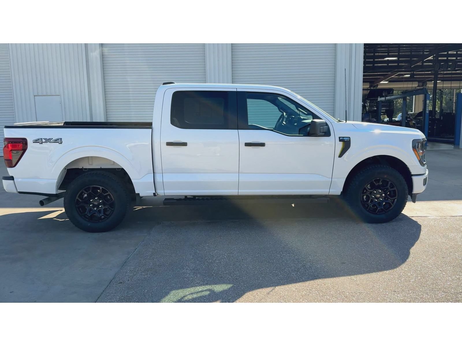 Used 2025 Ford F150 STX AWD/4WD image 9