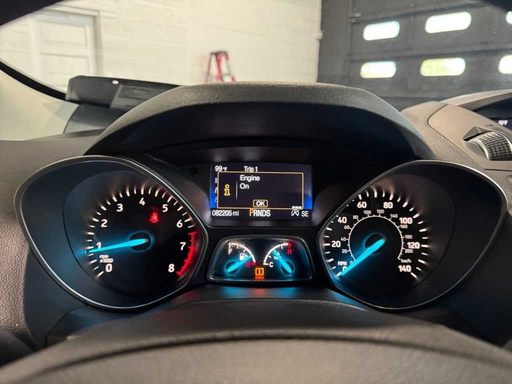 Used 2017 Ford Escape SE FWD image 19