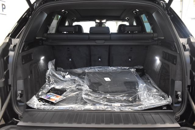 New 2026 BMW X5 xDrive40i w/ Premium Package AWD/4WD image 16