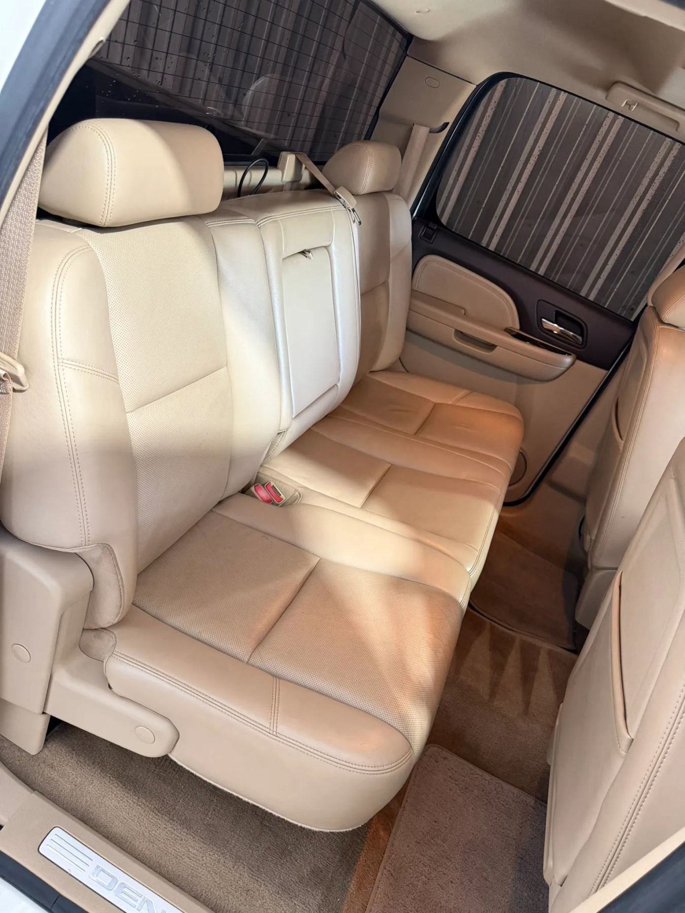 Used 2010 GMC Sierra 1500 Denali image 25