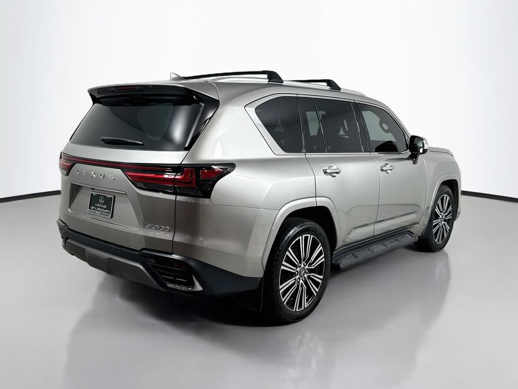 Certified 2024 Lexus LX 600 4WD w/ Luxury Package image 5