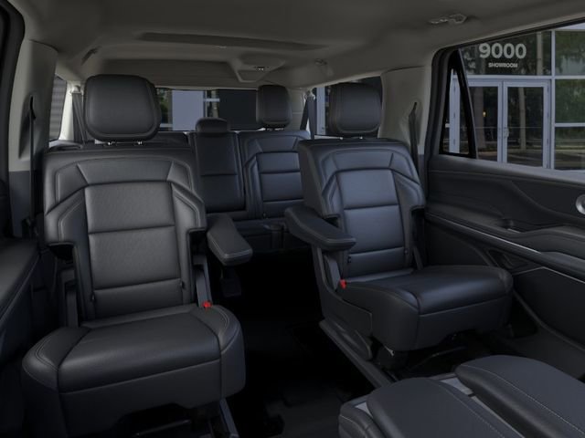 New 2026 Lincoln Navigator L Premier AWD/4WD image 11