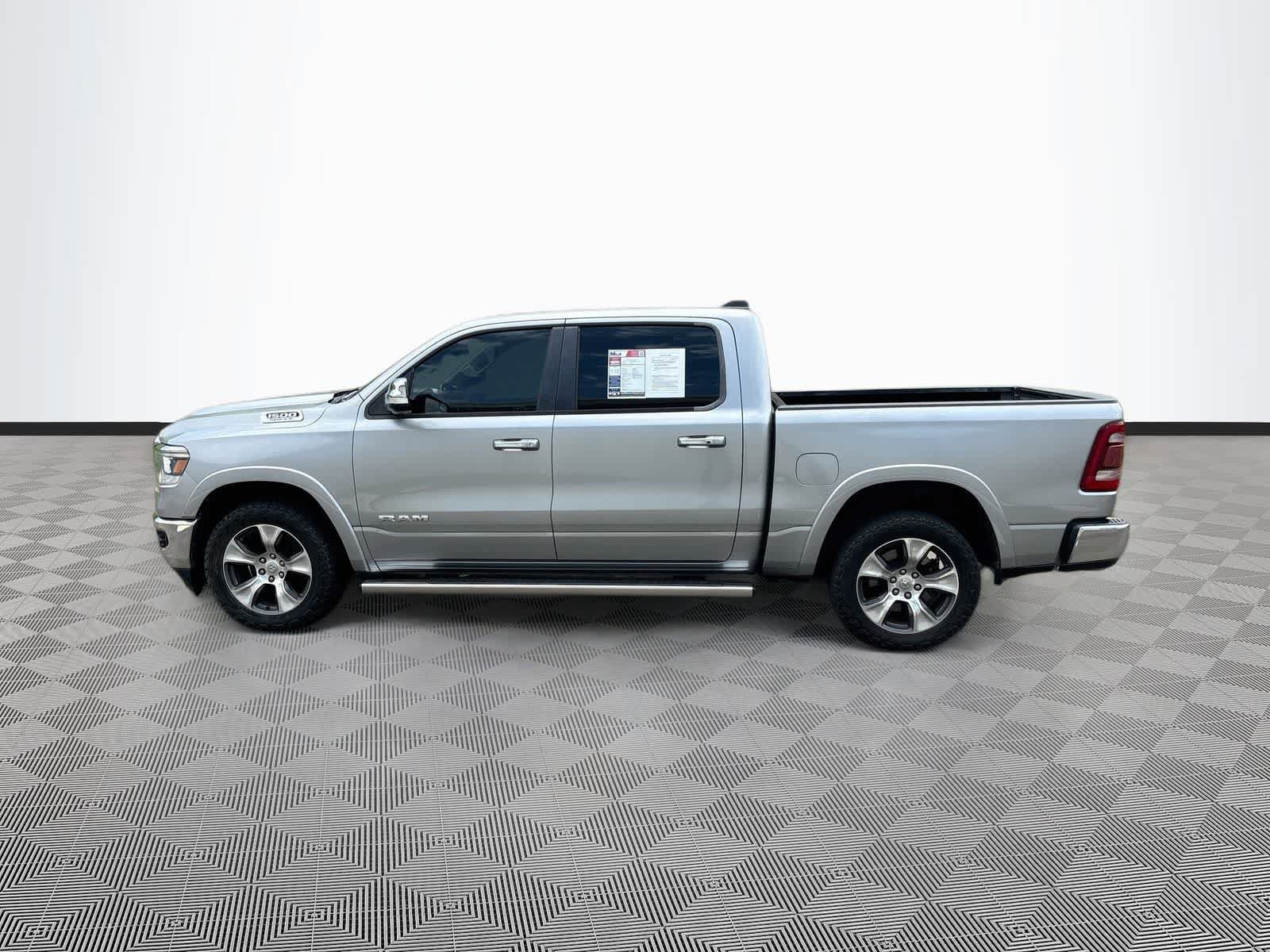 Certified 2019 RAM 1500 Laramie AWD/4WD image 8