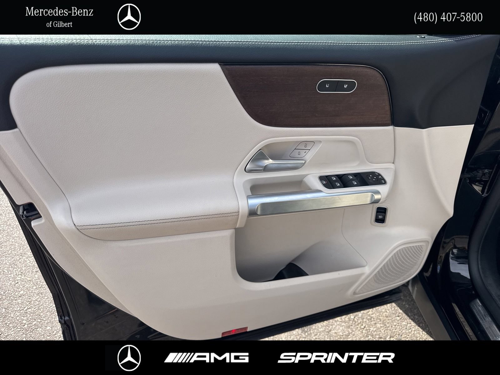 Used 2022 Mercedes-Benz GLB 250 image 12