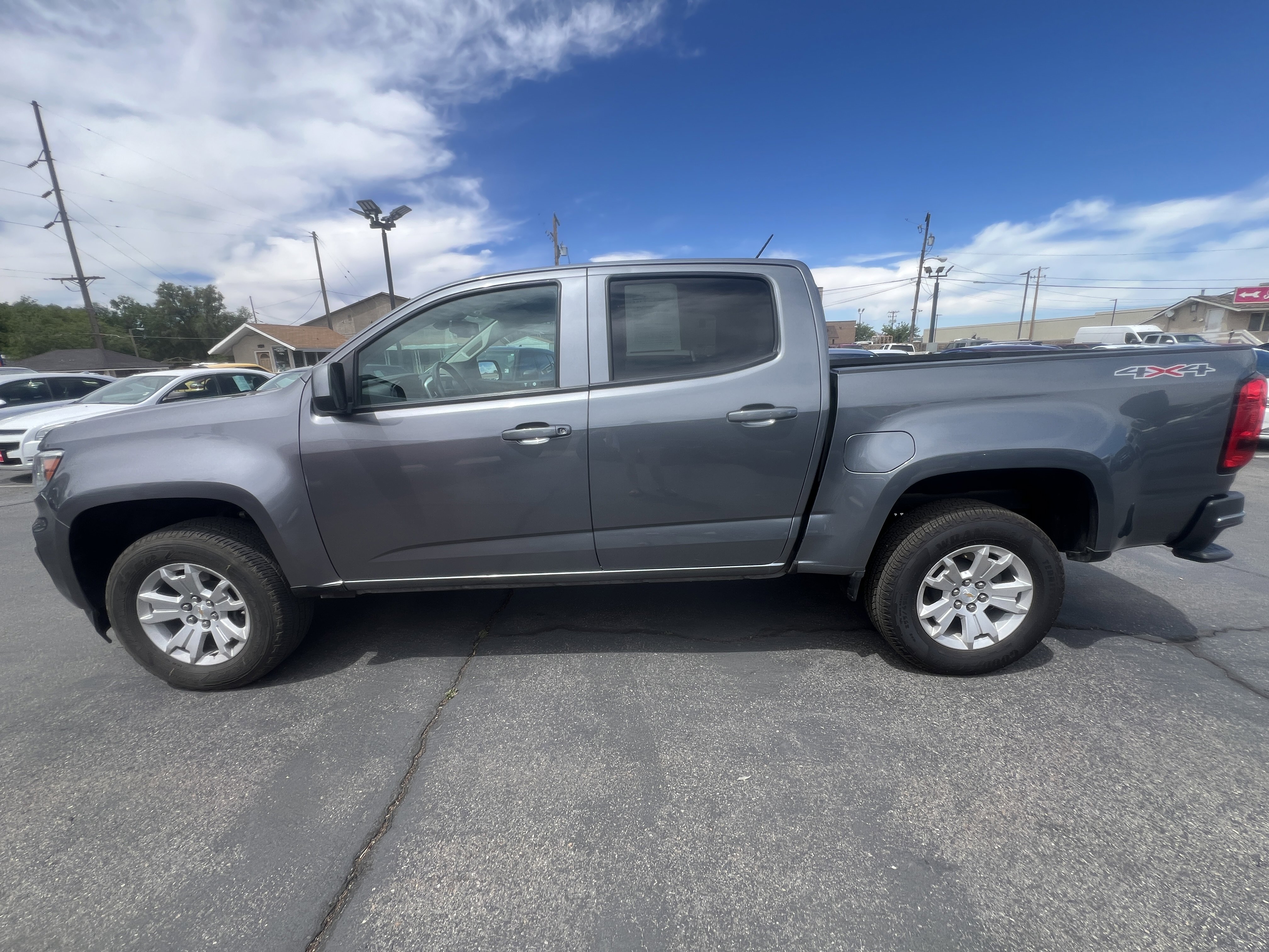 Used 2022 Chevrolet Colorado LT w/ Luxury Package AWD/4WD image 4