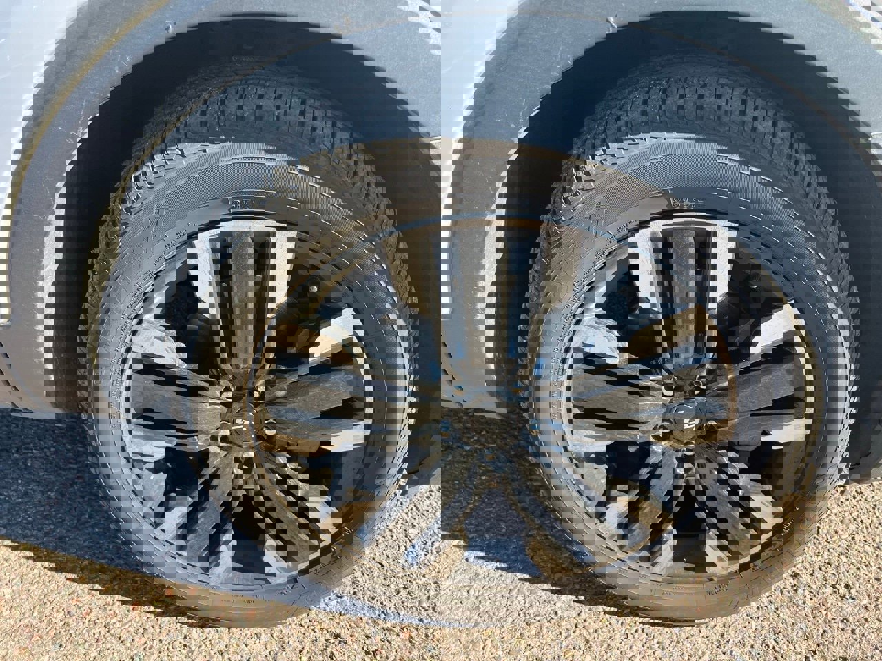 Used 2024 Kia Telluride SX Prestige w/ Towing Package image 6