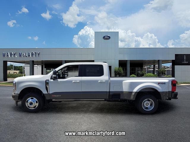 New 2026 Ford F350 King Ranch w/ FX4 Off-Road Package AWD/4WD image 2