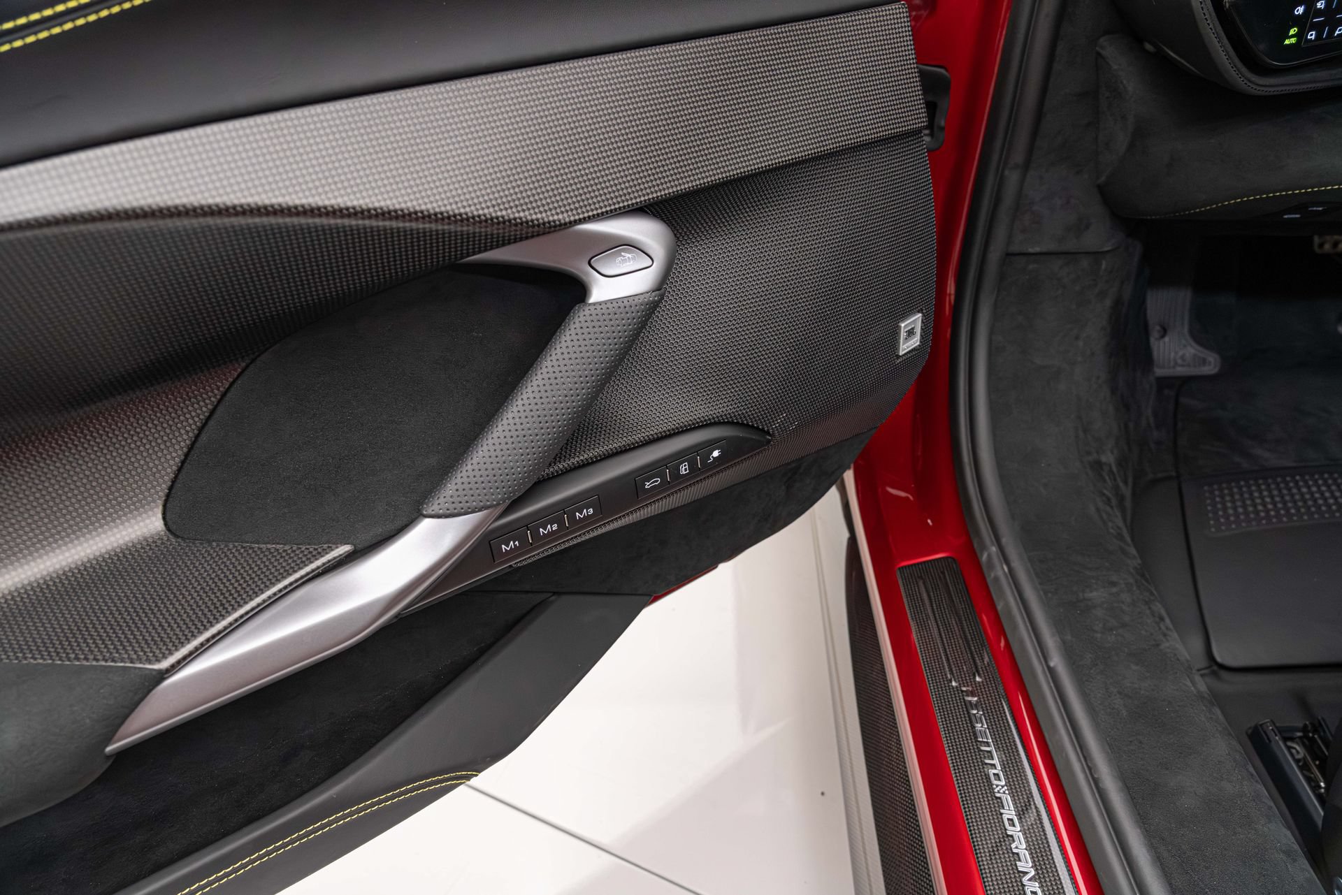 Certified 2025 Ferrari 296 GTS RWD image 37
