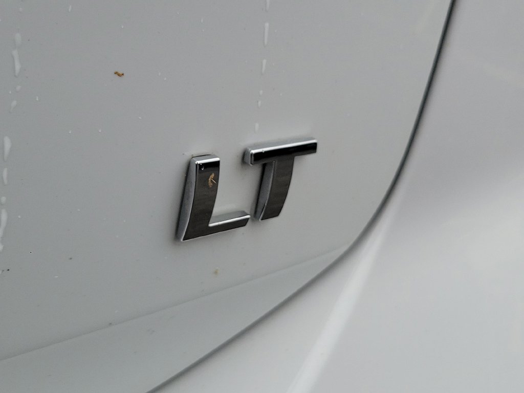Used 2024 Chevrolet Equinox LT FWD image 11