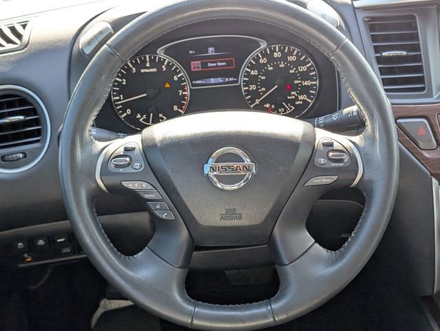 Used 2018 Nissan Pathfinder Platinum image 8