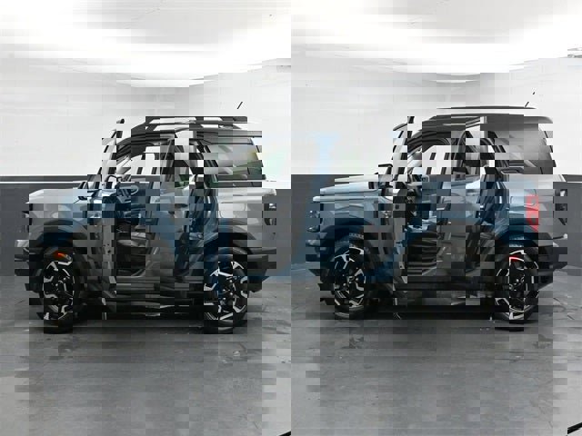 Used 2023 Ford Bronco Sport Outer Banks w/ Tech Package image 35