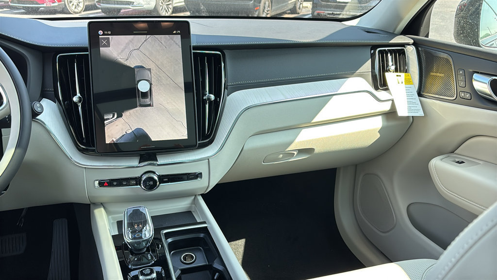 New 2027 Volvo XC60 B5 Ultra AWD/4WD image 7