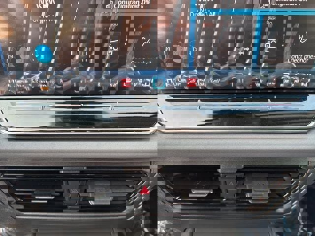 New 2026 Volkswagen Tiguan SE image 26