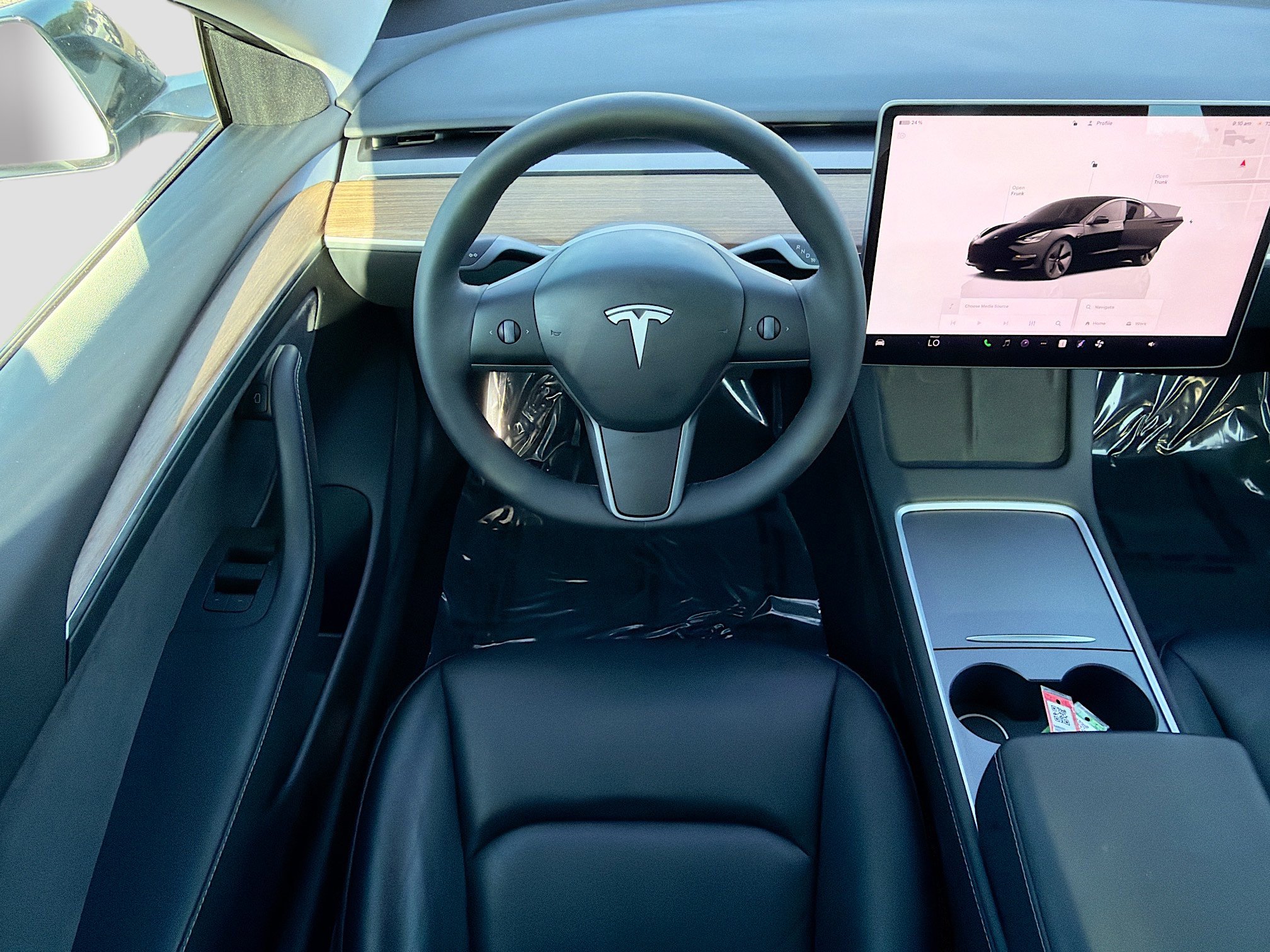 Used 2023 Tesla Model 3 Standard Range image 16