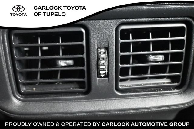 Used 2022 Toyota RAV4 XLE w/ Convenience Package AWD/4WD image 20