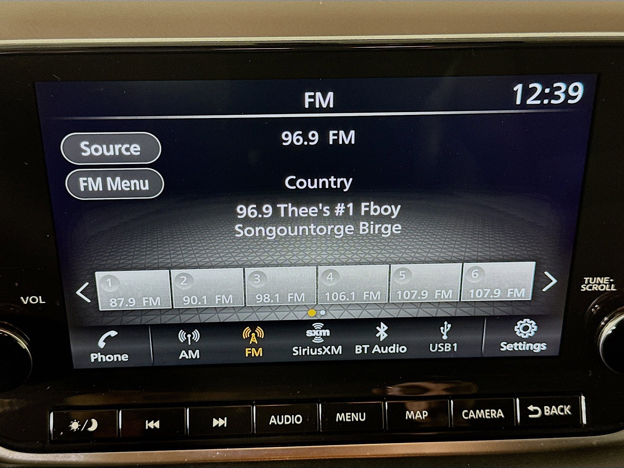 Used 2023 Nissan Rogue SL w/ SL Premium Package image 21