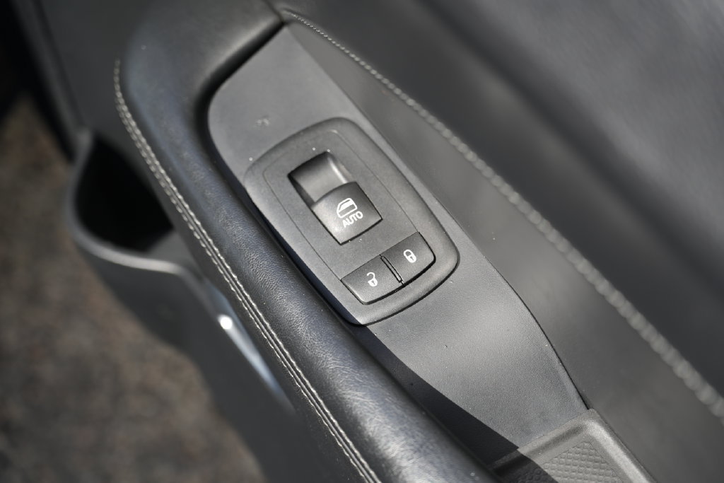 Used 2016 Dodge Challenger R/T Plus RWD image 29