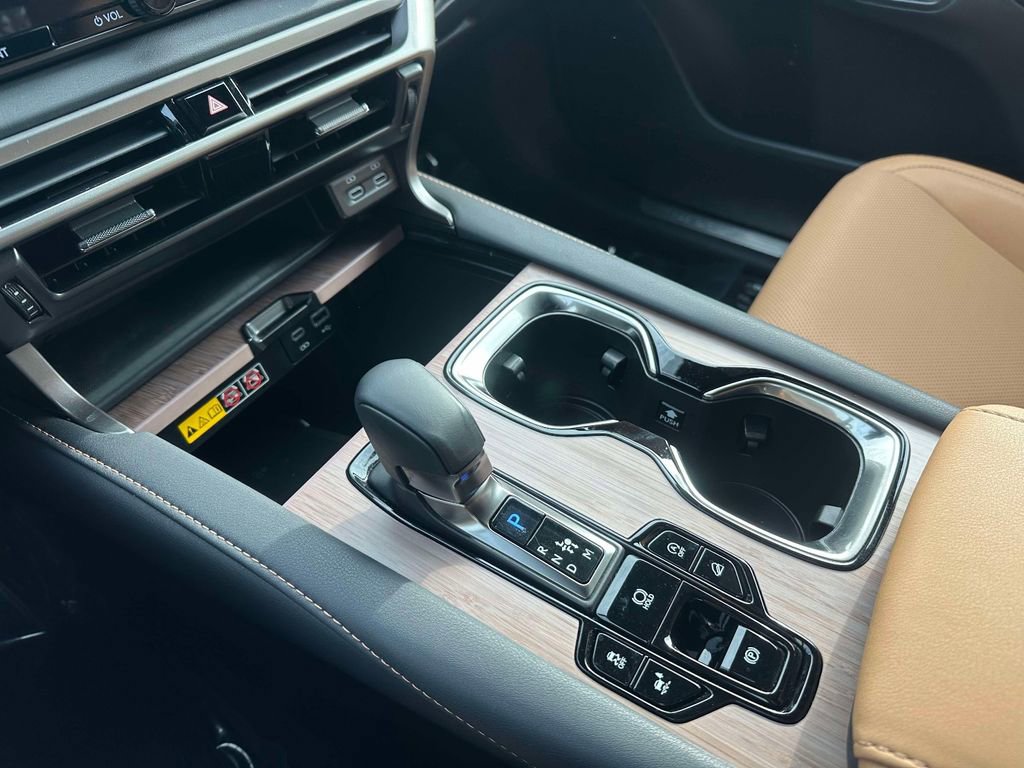 Certified 2024 Lexus RX 350 Premium w/ Accessory Package (Z1) image 28