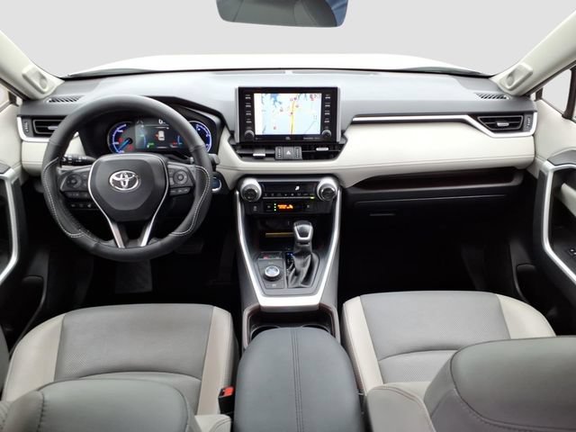 Used 2020 Toyota RAV4 Limited AWD/4WD image 32