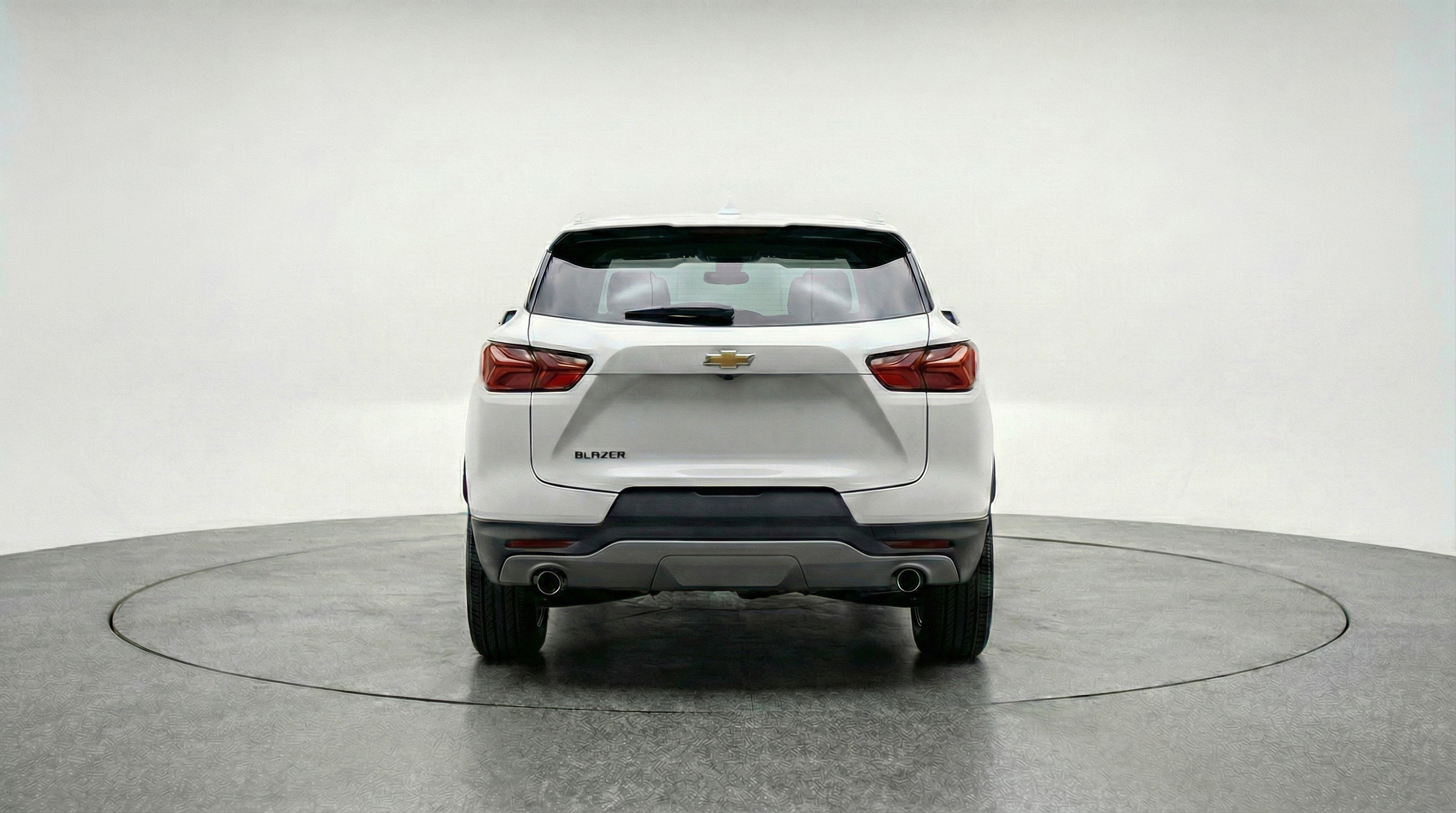 Used 2025 Chevrolet Blazer LT FWD image 7