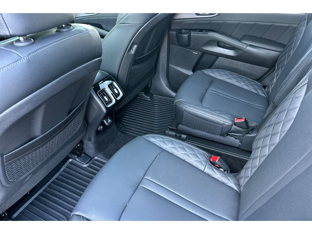Used 2026 Kia Sorento SX Prestige AWD/4WD image 13