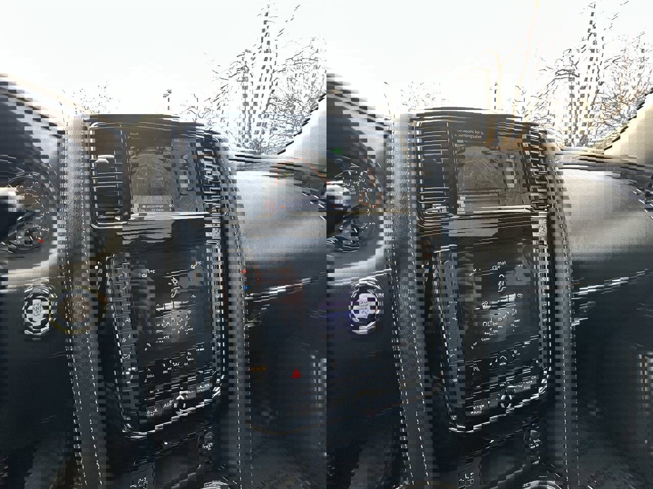 Used 2020 INFINITI QX80 Luxe w/ Proassist Package AWD/4WD image 15