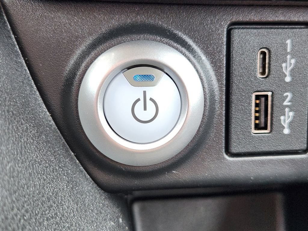 Certified 2025 Nissan Leaf SV Plus FWD image 18