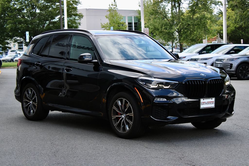 Used 2021 BMW X5 xDrive40i w/ M Sport Package AWD/4WD image 2