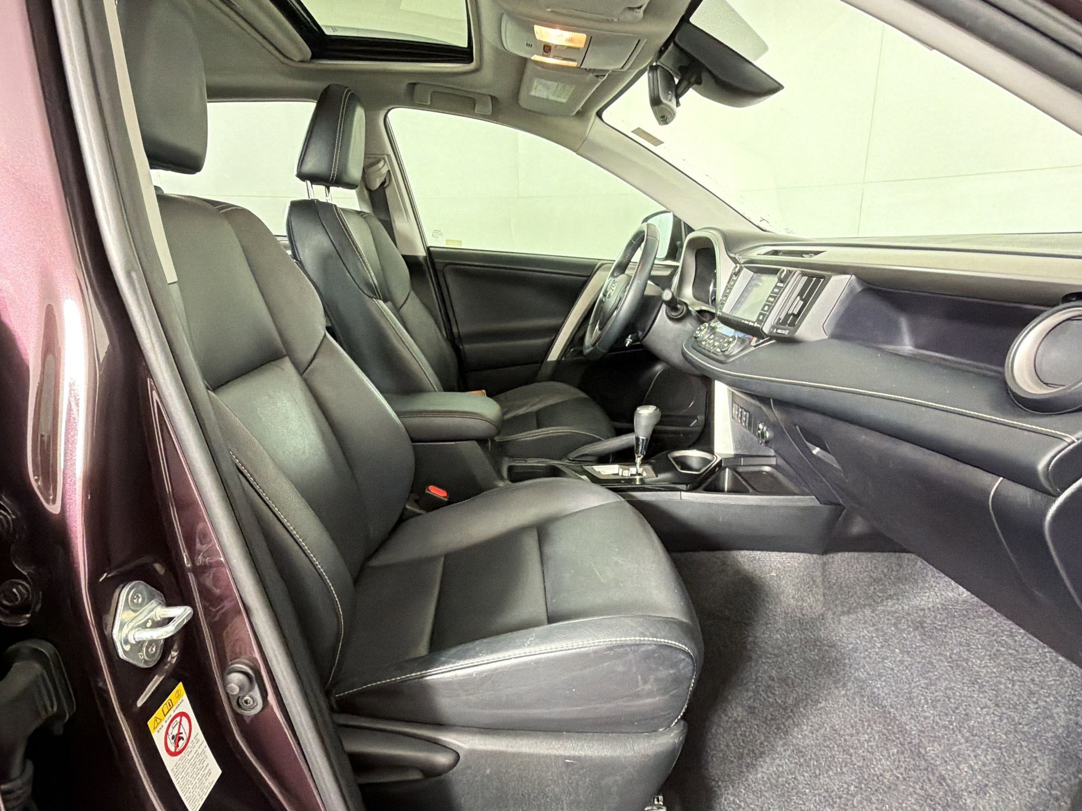 Used 2016 Toyota RAV4 Limited w/ Advanced Technology Package FWD image 30
