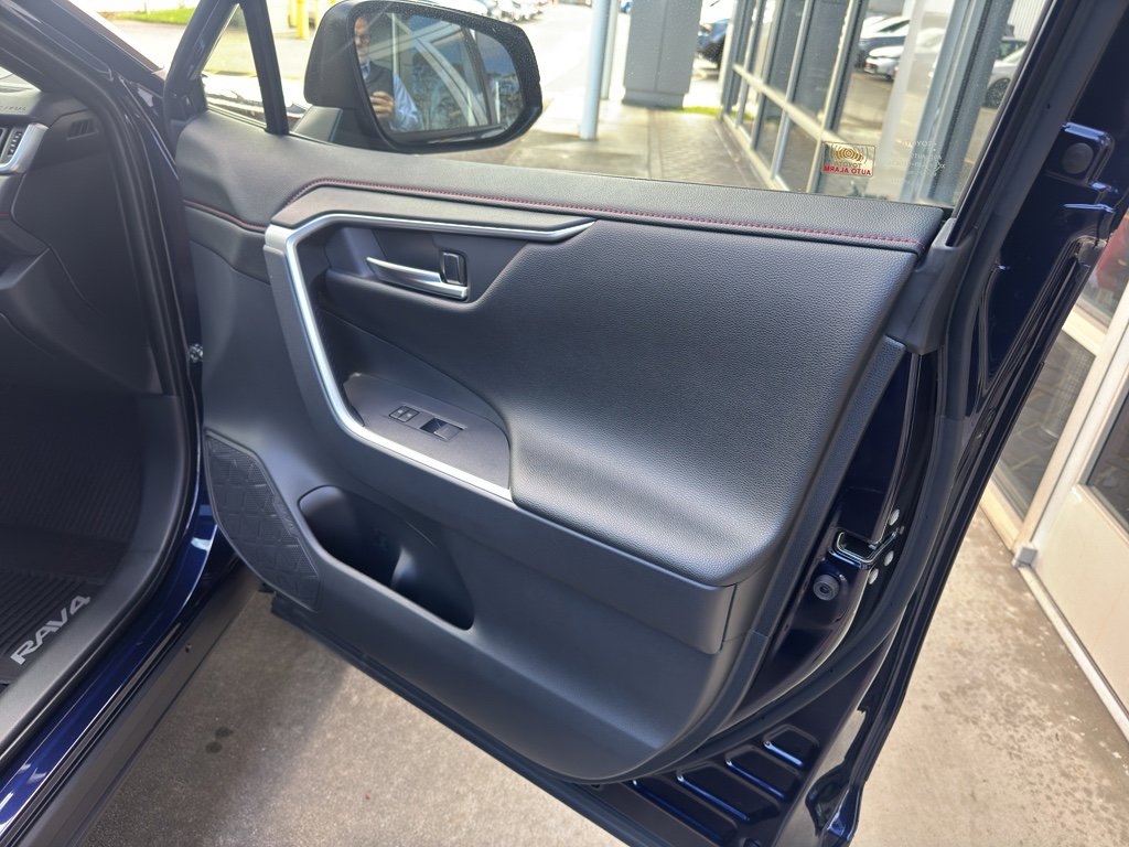 Used 2025 Toyota RAV4 XSE image 21