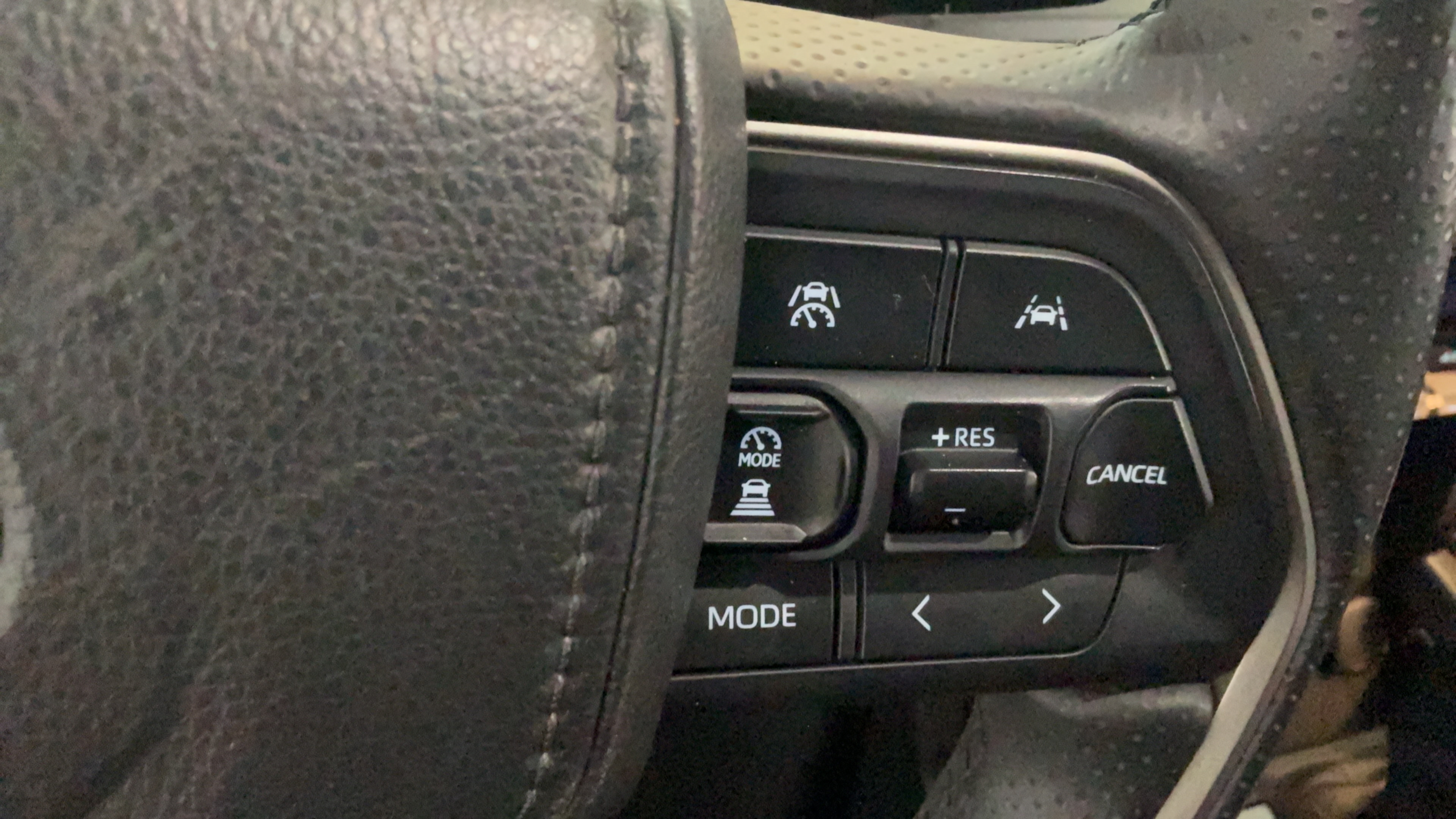 Used 2025 Toyota 4Runner TRD Off-Road AWD/4WD image 19