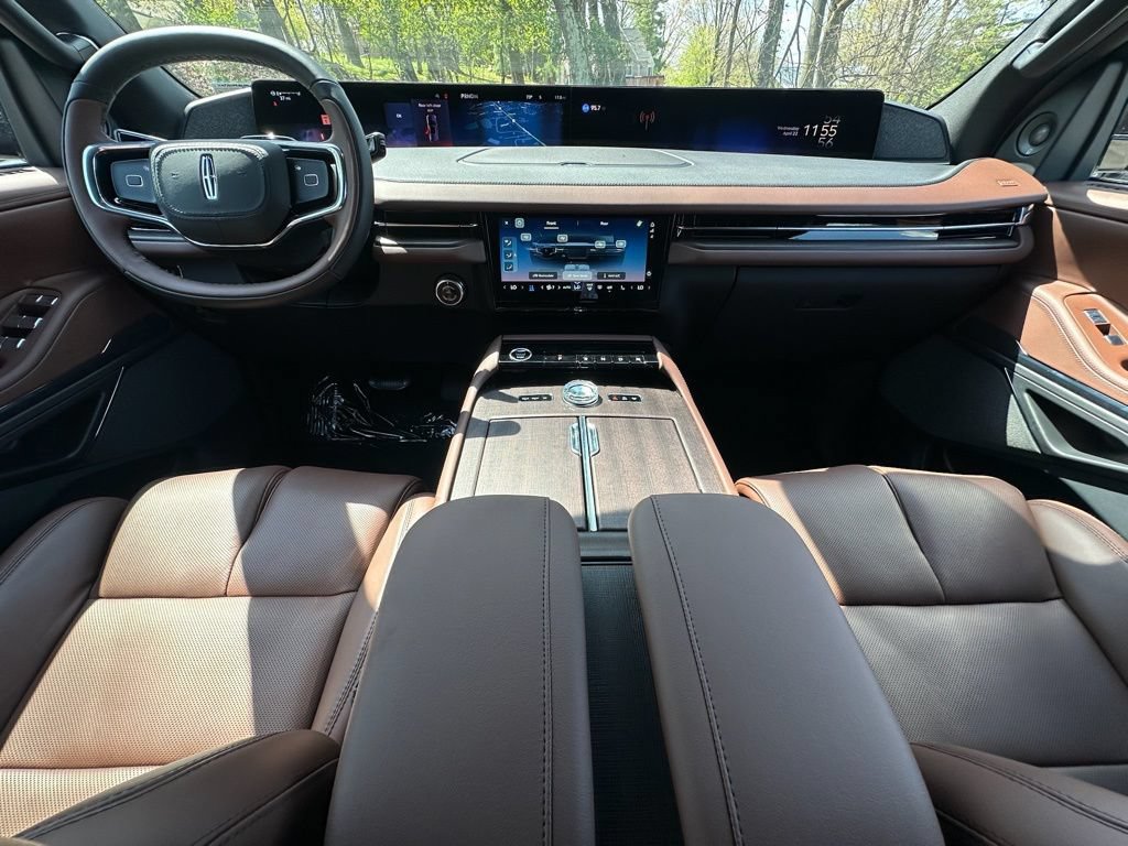 New 2026 Lincoln Navigator Reserve AWD/4WD image 20