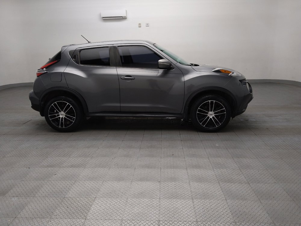 Used 2016 Nissan Juke S FWD image 11