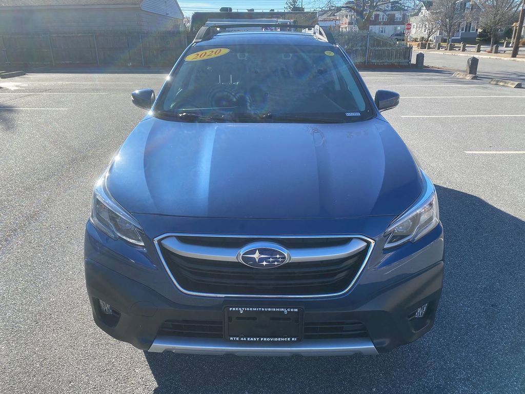 Used 2020 Subaru Outback Limited image 3