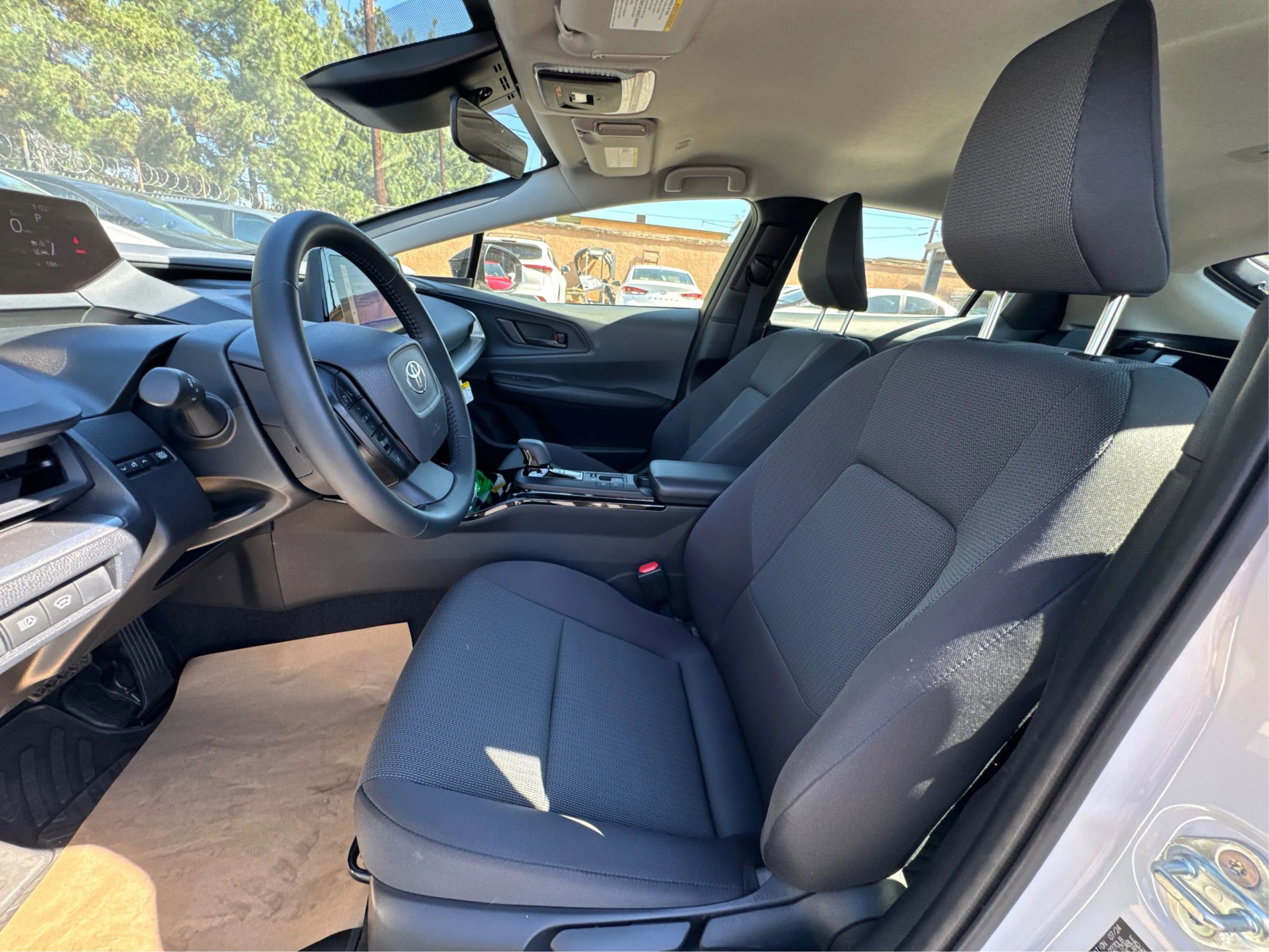 Used 2024 Toyota Prius LE image 9