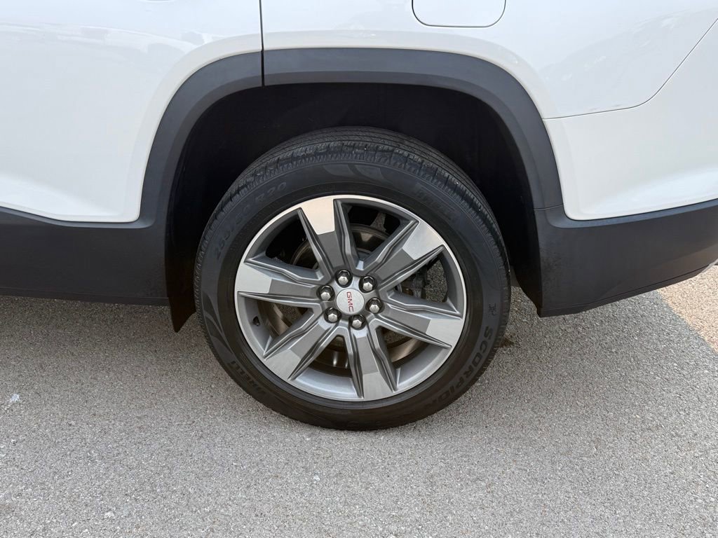 Used 2018 GMC Acadia SLT w/ LPO, Floor Liner Package image 43