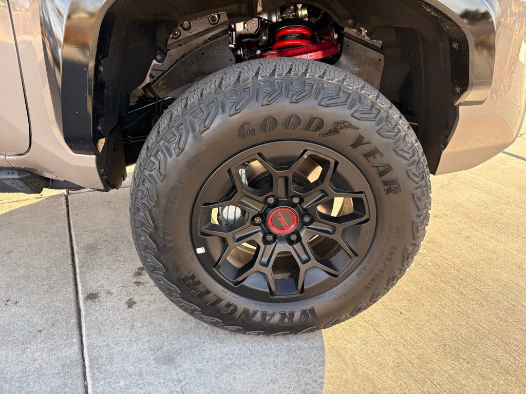 Used 2025 Toyota Tacoma TRD Pro w/ Tow Tech Package image 32