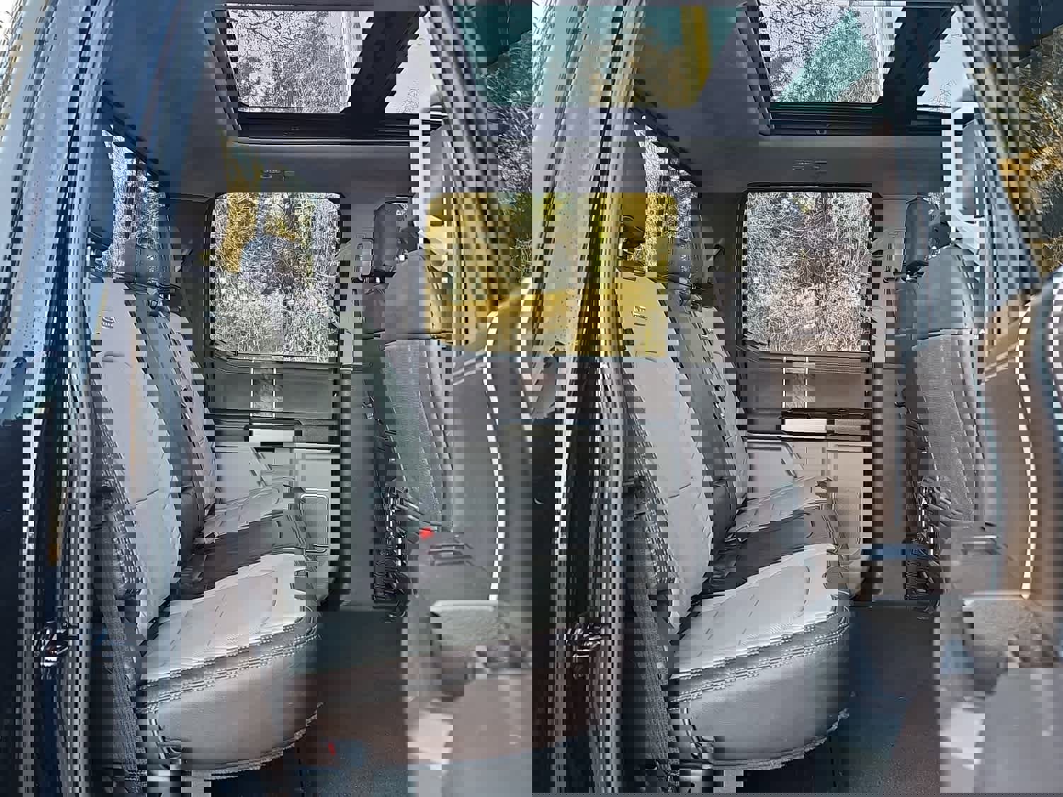 Used 2019 Ford F350 Limited w/ Snow Plow Prep Package image 26