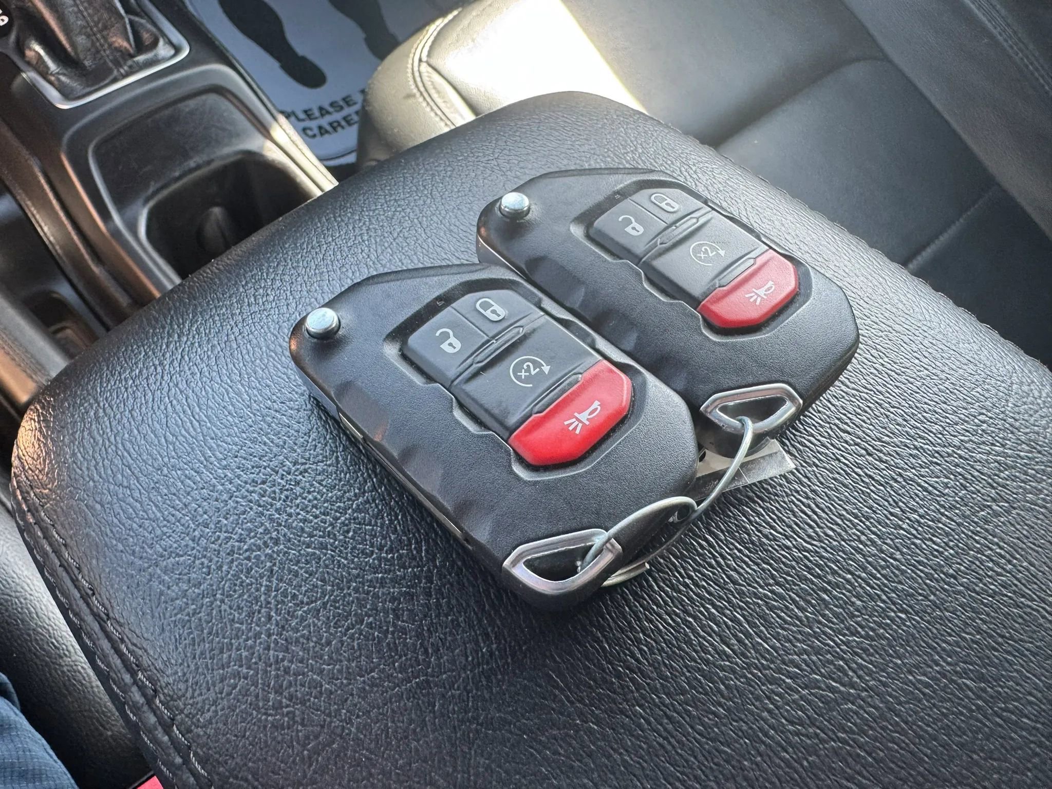 Used 2022 Jeep Wrangler Unlimited Sahara AWD/4WD image 18