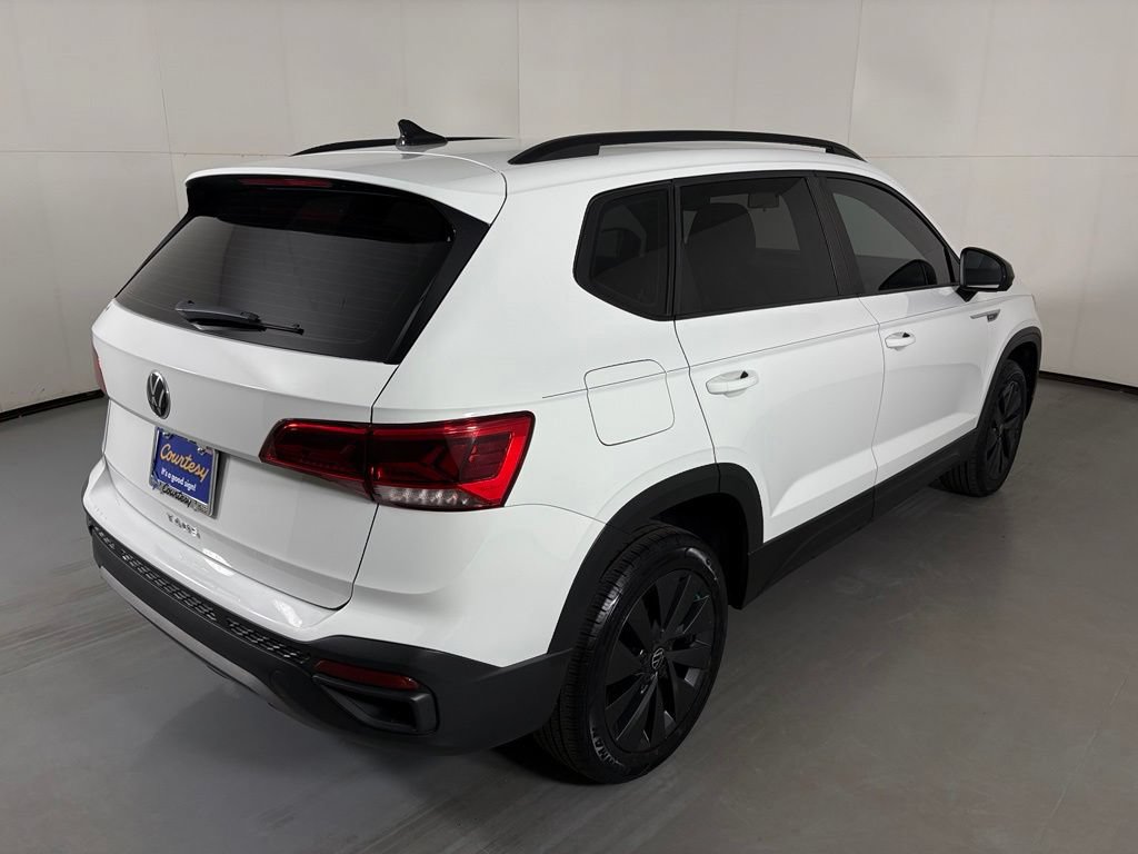 Used 2022 Volkswagen Taos S FWD image 8