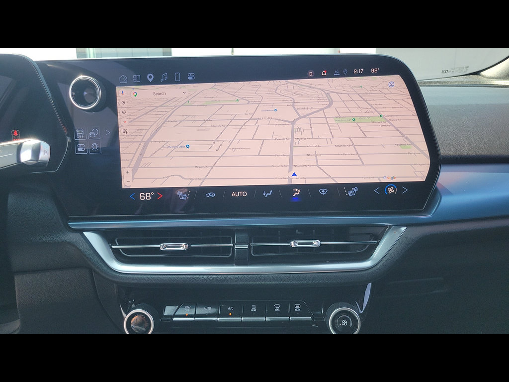 Used 2024 Chevrolet Equinox EV LT w/ LPO, Blackout Package FWD image 28