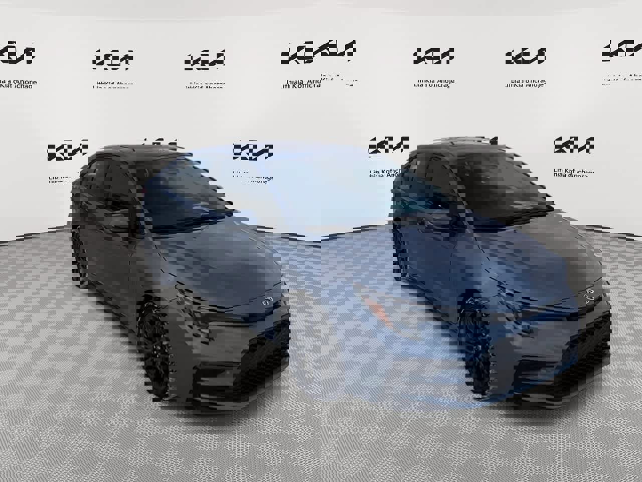 Used 2023 Toyota Corolla SE w/ SE Premium Package image 2