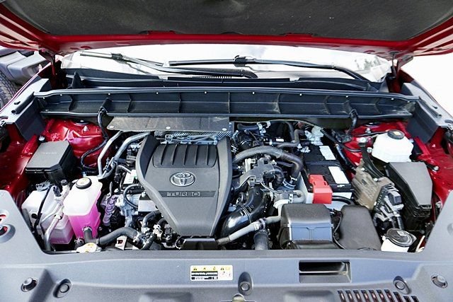 Used 2023 Toyota Highlander Limited FWD image 15