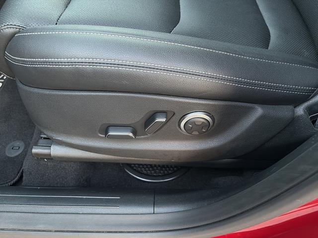 Used 2025 Genesis GV70 2.5T image 17