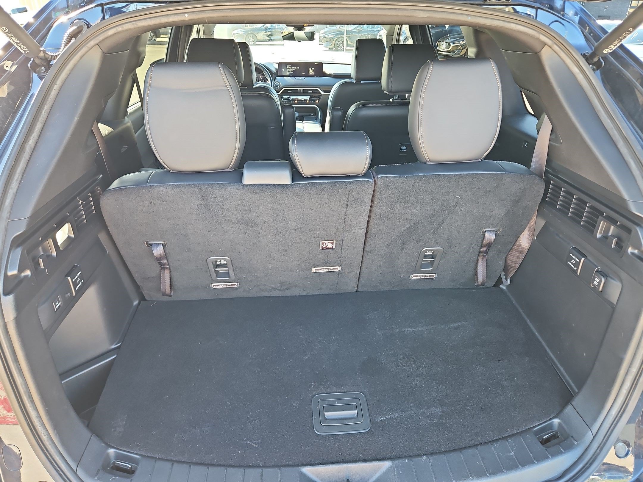 Used 2025 MAZDA CX-90 Plug-In Hybrid w/ Premium Plus AWD/4WD image 32