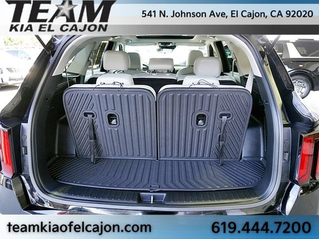 Certified 2025 Kia Sorento S w/ Panoramic Sunroof Package FWD image 14