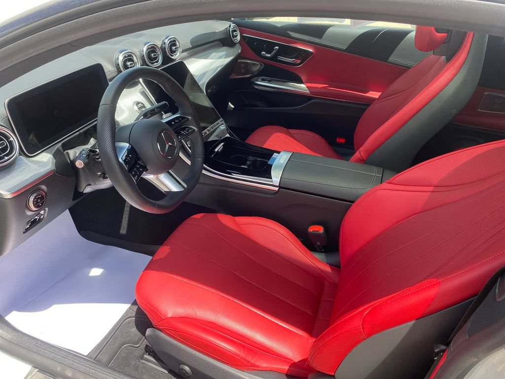 Used 2026 Mercedes-Benz CLE 300 4MATIC Coupe image 9